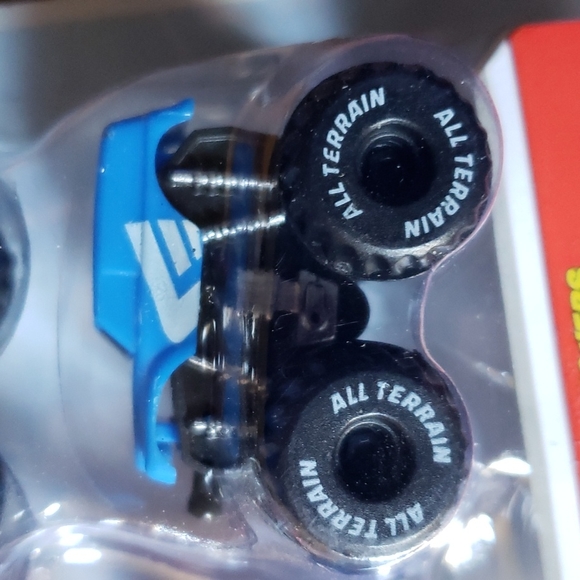 Marvel Super Hero Adventures 4x4 Micro Key Launchers - Picture 5 of 7